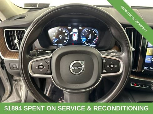 Used 2021 Volvo XC60 T5 Momentum w/ Climate Package AWD/4WD image 27