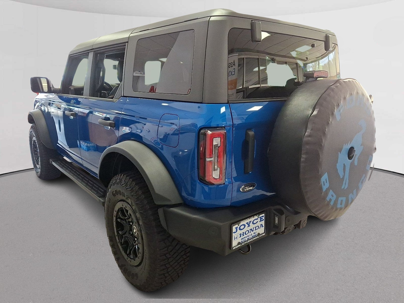 Used 2023 Ford Bronco Wildtrak AWD/4WD image 7