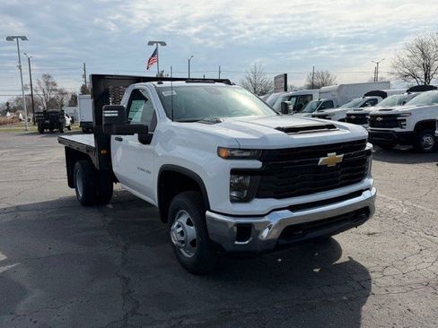 New 2026 Chevrolet Silverado 3500 W/T w/ WT Convenience Package image 2
