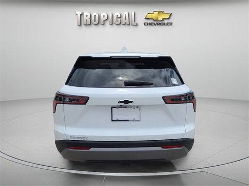 New 2026 Chevrolet Equinox LT image 4