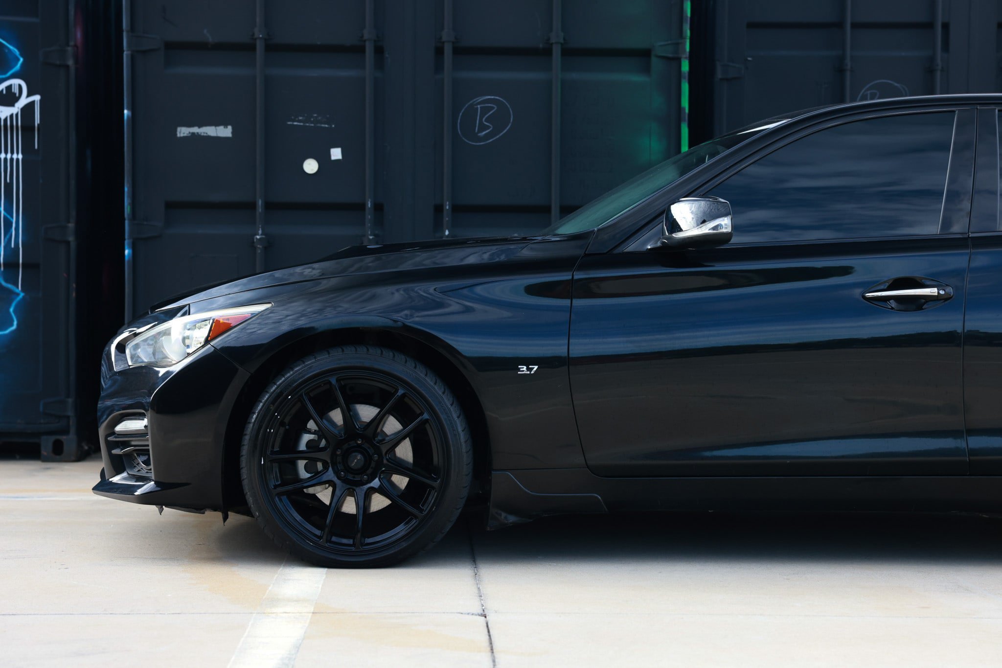 Used 2015 INFINITI Q50 Premium w/ Navigation Package AWD/4WD image 30
