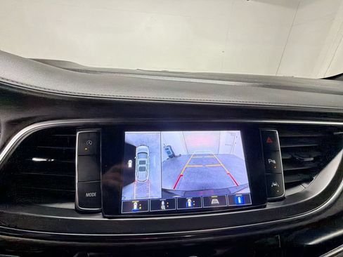 Used 2022 Buick Enclave Avenir w/ Avenir Technology Package FWD image 15