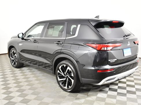 Used 2025 Mitsubishi Outlander SE AWD/4WD image 8