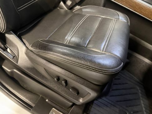 Used 2018 GMC Sierra 1500 Denali w/ Denali Ultimate Package AWD/4WD image 9