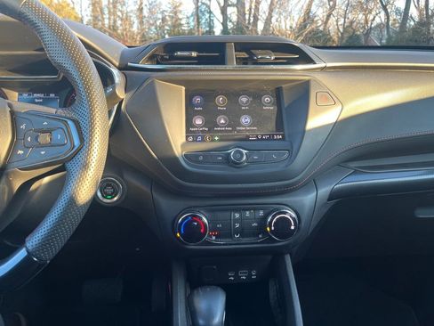 Used 2023 Chevrolet TrailBlazer RS image 25