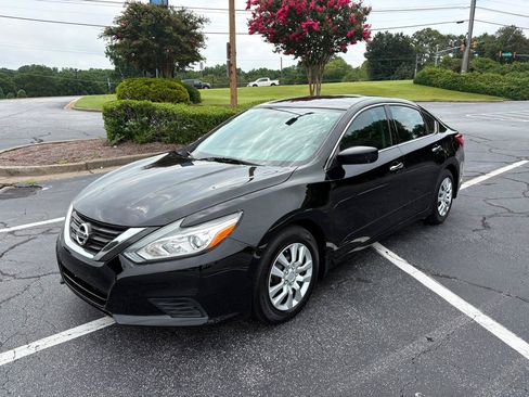 Used 2016 Nissan Altima 2.5 S w/ Power Driver Seat Package FWD image 1