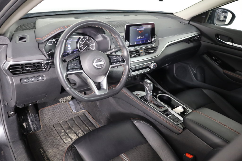 Used 2024 Nissan Altima 2.5 SR AWD/4WD image 24
