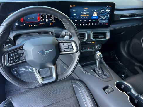 Used 2024 Ford Mustang GT Premium image 13