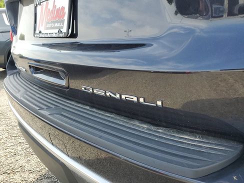 Used 2023 GMC Yukon XL Denali AWD/4WD image 20