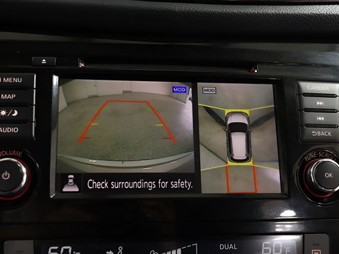 Used 2018 Nissan Rogue SL AWD/4WD image 11