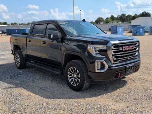Used 2020 GMC Sierra 1500 AT4 w/ AT4 Premium Package AWD/4WD image 8