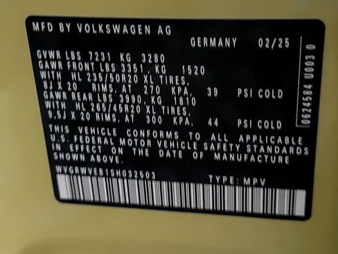 New 2025 Volkswagen ID. Buzz Pro S Plus image 25