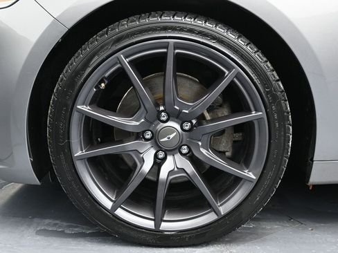 Used 2023 Genesis G70 2.0T image 11