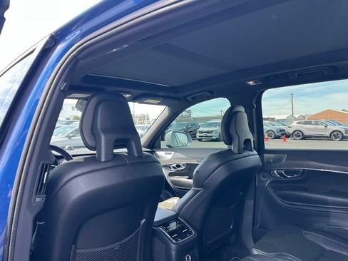 Used 2016 Volvo XC90 T8 R-Design w/ Vision Package AWD/4WD image 11