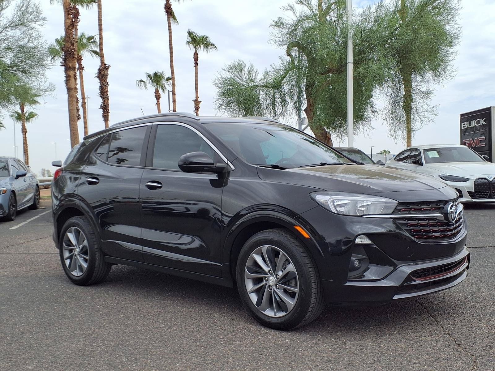 Used 2023 Buick Encore GX Select w/ Sport Touring Package FWD image 3