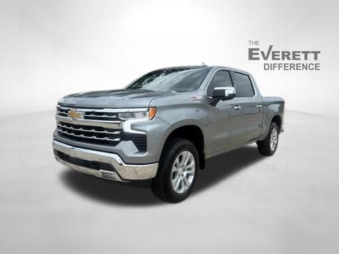 Used 2026 Chevrolet Silverado 1500 LTZ AWD/4WD image 3