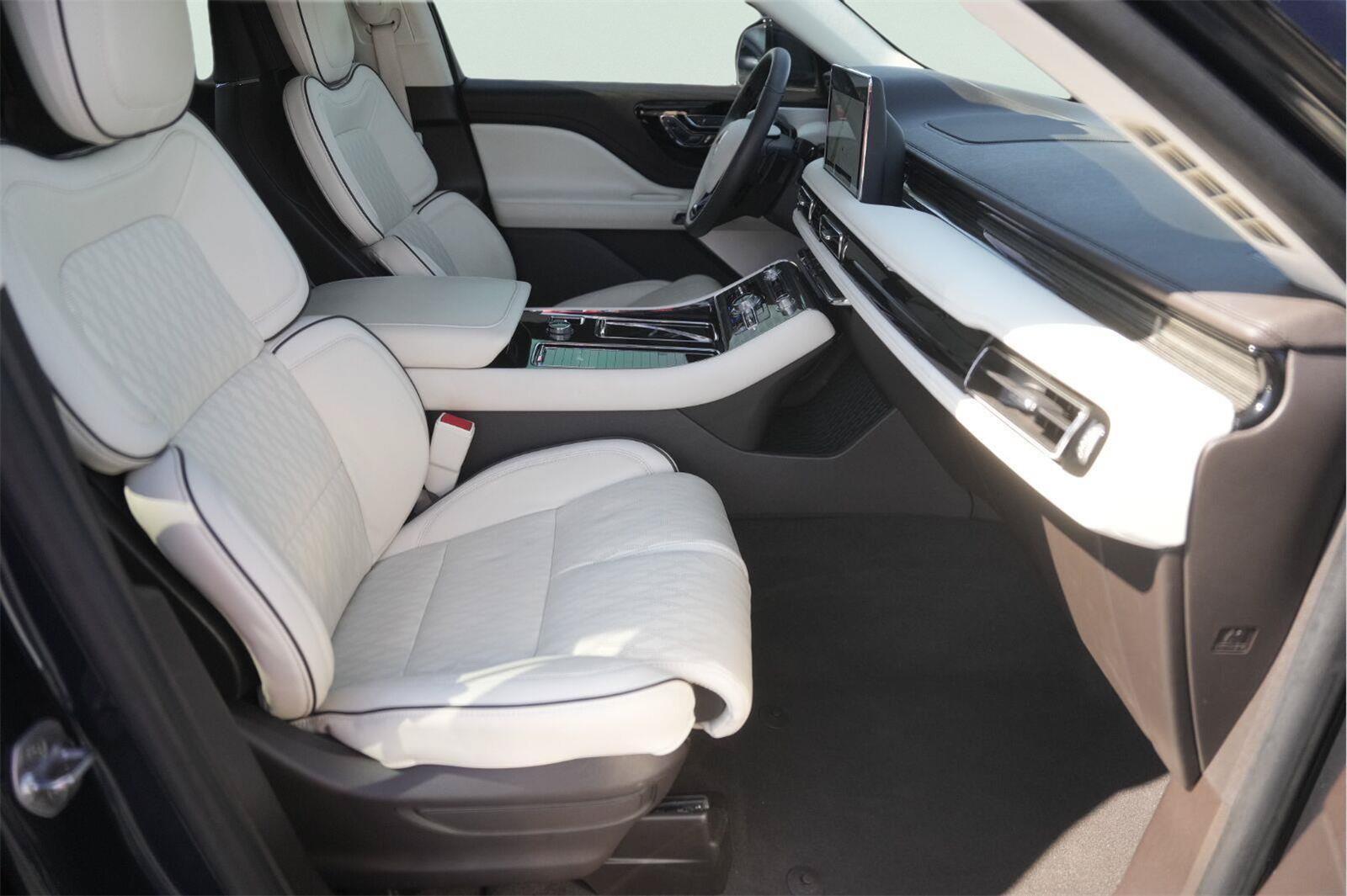 Used 2024 Lincoln Aviator Black Label AWD/4WD image 21