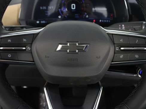 New 2026 Chevrolet Equinox ACTIV image 12