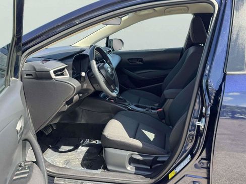 Used 2025 Toyota Corolla LE FWD image 16