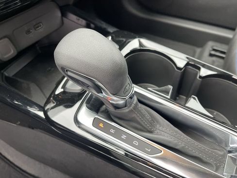 New 2026 Chevrolet Trax LT w/ Sunroof Package image 19