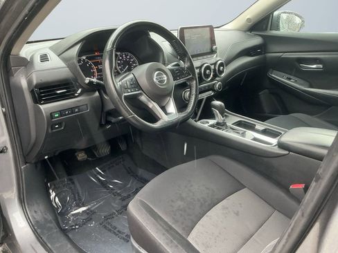 Used 2022 Nissan Sentra SV image 10