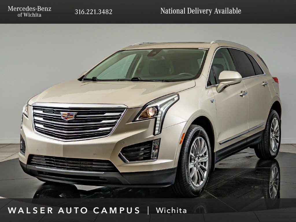 Used 2017 Cadillac XT5 Luxury w/ Driver Awareness Package FWD image 1