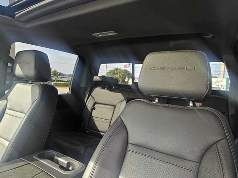 Used 2023 GMC Sierra 2500 Denali AWD/4WD image 40