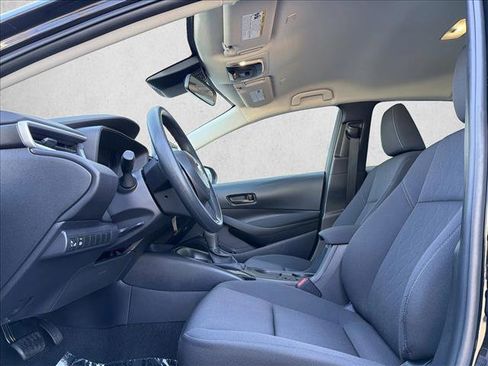 Used 2024 Toyota Corolla LE image 11