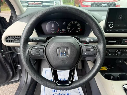 Used 2025 Honda HR-V LX image 5