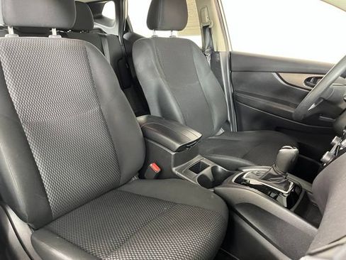 Used 2021 Nissan Rogue Sport S FWD image 41
