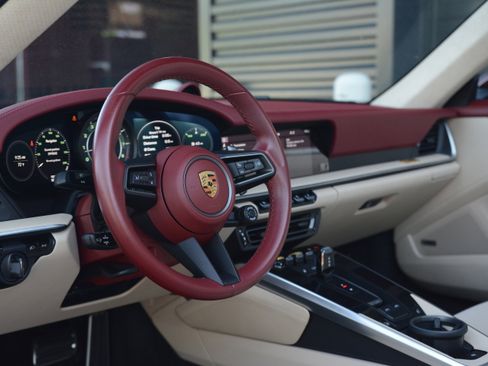 Certified 2021 Porsche 911 AWD/4WD image 4