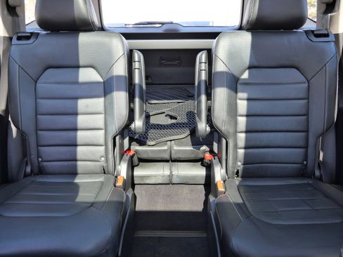 Certified 2021 Volkswagen Atlas SEL Premium image 13