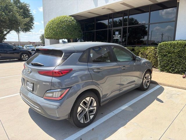Certified 2023 Hyundai Kona Limited FWD image 2