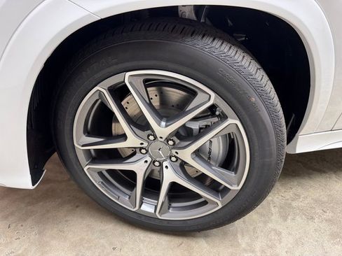 New 2026 Mercedes-Benz GLE 53 AMG 4MATIC Coupe image 29