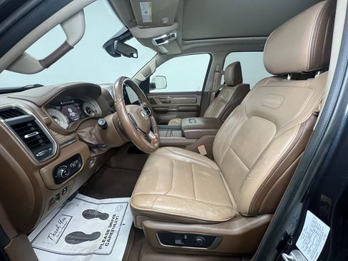 Used 2019 RAM 1500 Laramie Longhorn image 4