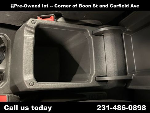 Used 2020 Volkswagen Tiguan SE w/ Panoramic Sunroof Package AWD/4WD image 27