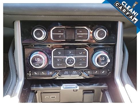 Used 2023 GMC Yukon XL Denali AWD/4WD image 22