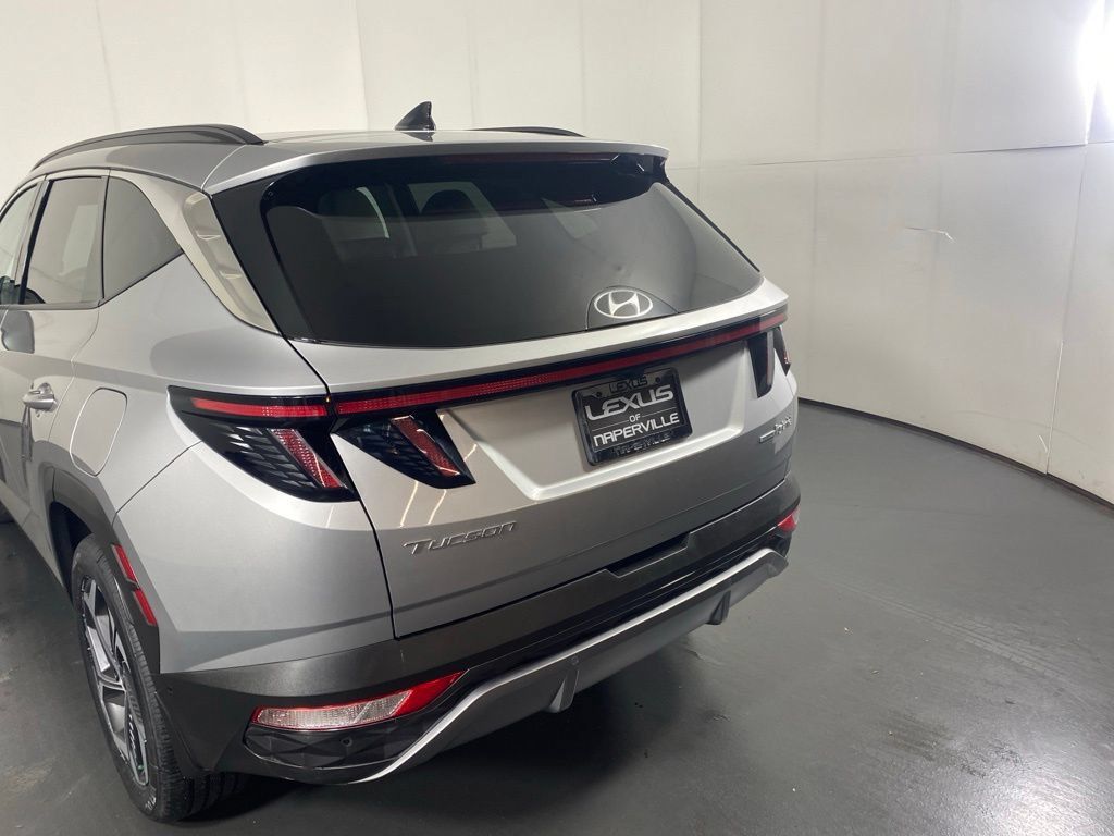 Used 2023 Hyundai Tucson Limited AWD/4WD image 10
