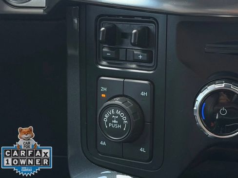 Used 2023 Ford F150 Lariat w/ Equipment Group 502A High AWD/4WD image 18
