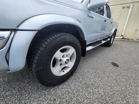 Used 2000 Nissan Frontier XE RWD image 19