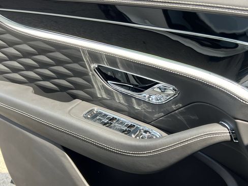 Used 2023 Bentley Flying Spur W12 AWD/4WD image 36