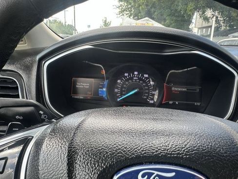 Used 2018 Ford Fusion Titanium AWD/4WD image 14