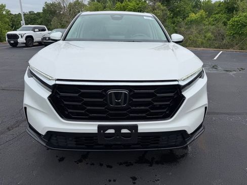 Used 2024 Honda CR-V EX-L image 2