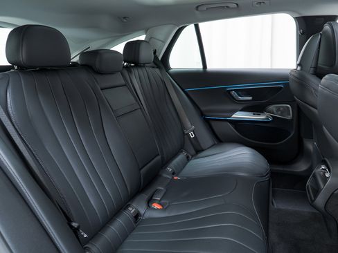 New 2026 Mercedes-Benz E 450 4MATIC All-Terrain Wagon image 25