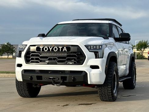 Used 2025 Toyota Sequoia TRD Pro AWD/4WD image 3