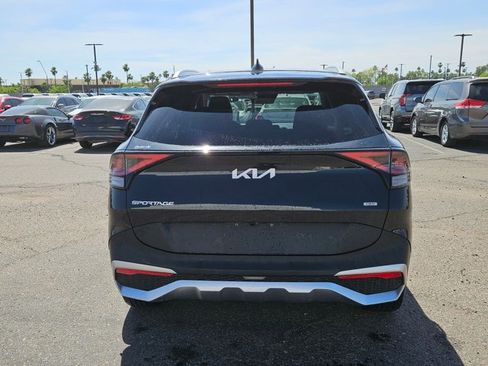 Used 2023 Kia Sportage EX image 5