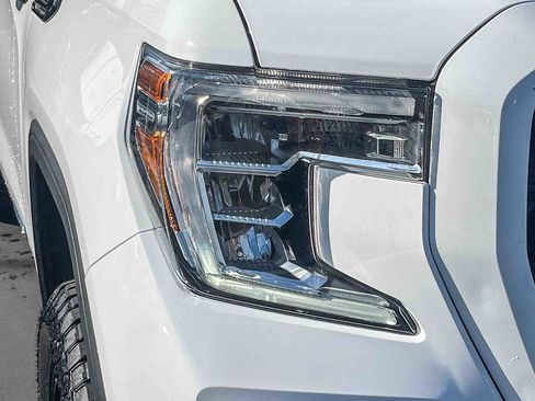 Used 2020 GMC Sierra 1500 Elevation w/ Elevation Value Package image 7