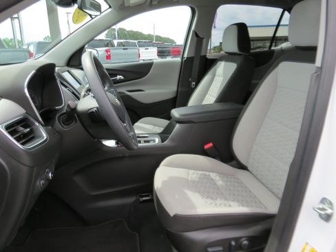 Used 2022 Chevrolet Equinox LT FWD image 16