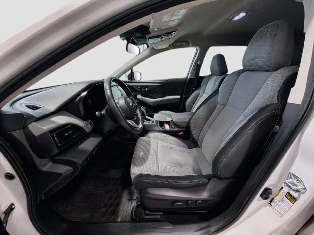 Used 2024 Subaru Outback Premium AWD/4WD image 18