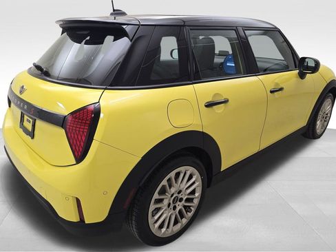 New 2026 MINI Cooper S image 9